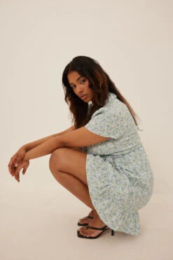 NA-KD Robe Mini Portefeuille -Lady Doux Soldes Magasin nakd wrap mini dress 1100 006142 2196 03