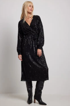 Robe Portefeuille à Paillettes -Lady Doux Soldes Magasin nakd wrap sequin dress 1017 002012 0002 0711
