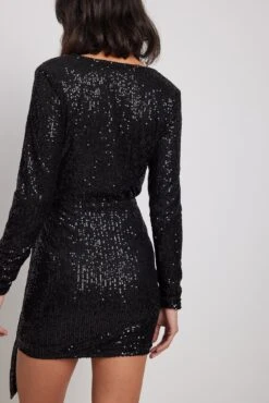 Mini Robe à Paillettes 18 Mini Robe à Paillettes -Lady Doux Soldes Magasin nakd wrap sequin mini dress 1017 001872 0002 31466