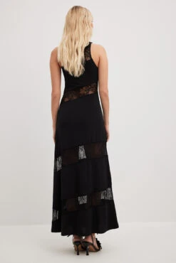 Robe Longue à Empiècements En Dentelle -Lady Doux Soldes Magasin nakdlace panel maxi dress 1018 010328 0002 29808