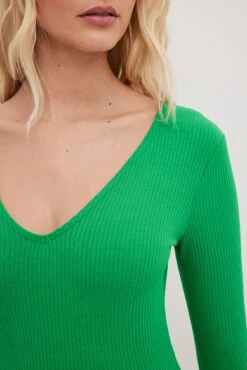 Robe à Manches Longues Côtelée -Lady Doux Soldes Magasin nakdv neck rib long sleeved midi dress 1044 000241 0010 29736 1