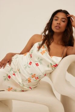 Robe Mini Drapée En Cascade -Lady Doux Soldes Magasin nakdwaterfall draped mini dress 1100 003787 7932 02