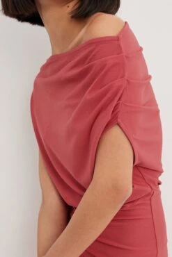 NA-KD Robe En Jersey à épaules Dénudées -Lady Doux Soldes Magasin off shoulder jersey dress 1100 007356 071024087