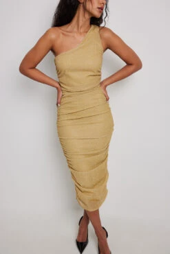 Robe Mi-longue Asymétrique Drapée En Tissu Pailleté