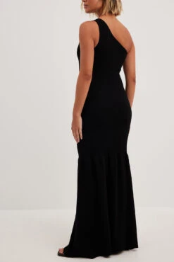 NA-KD Robe Longue Asymétrique à Détail Sirène -Lady Doux Soldes Magasin one shoulder mermaid detailed maxi dress 1100 007073 0002 0740