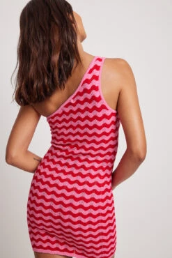 Robe Asymétrique Ondulée -Lady Doux Soldes Magasin one shoulder wavy dress 1736 000305 77920958