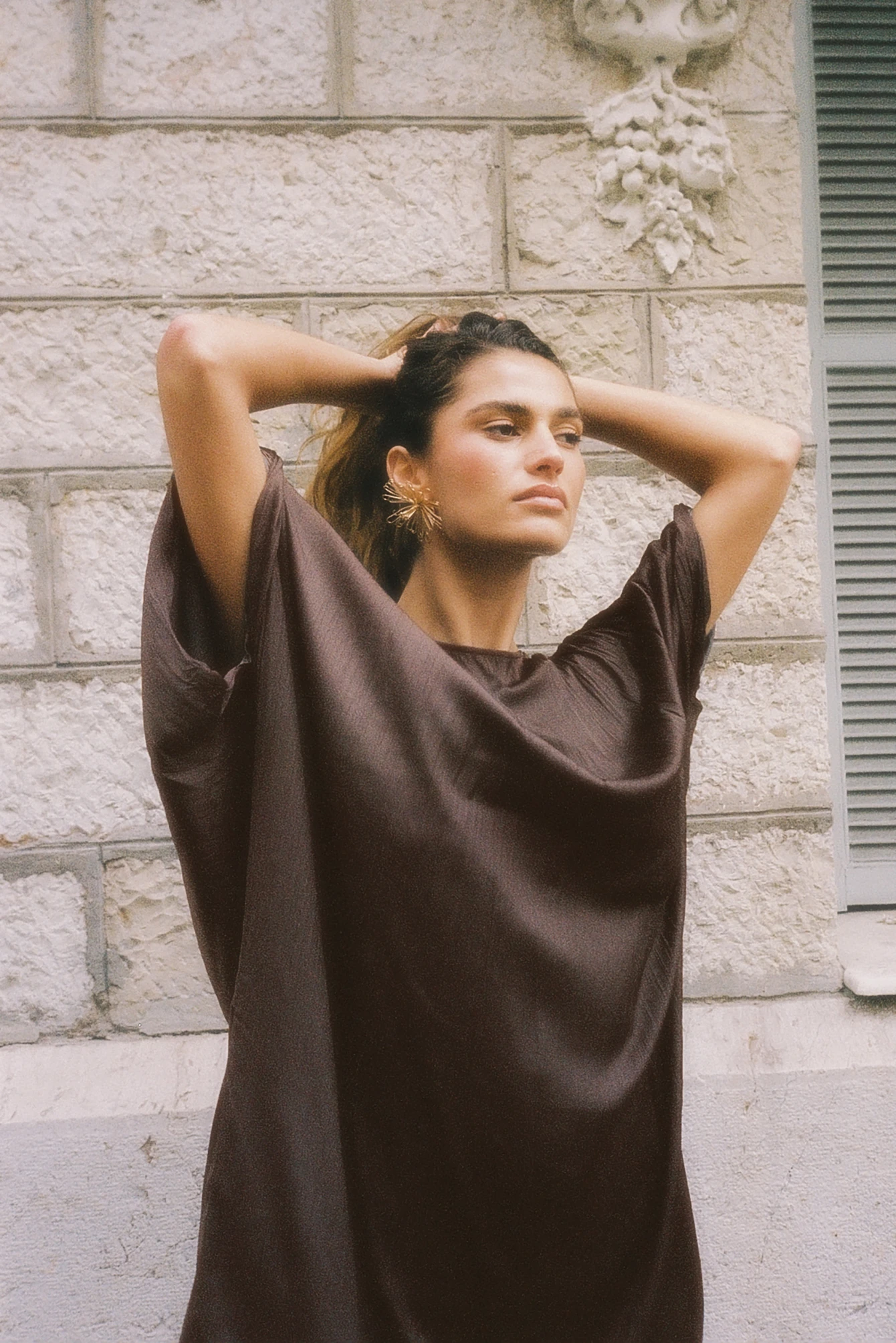 Robe Longue à Dos Ouvert 8 Robe Longue à Dos Ouvert – Image 8