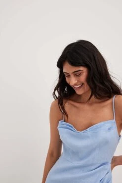 Robe Portefeuille En Lin à Décolleté En Cascade 20 Robe Portefeuille En Lin à Décolleté En Cascade -Lady Doux Soldes Magasin overlap waterfall linen dress 1017 001457 00037899