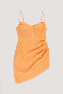 Robe Portefeuille En Lin à Décolleté En Cascade 15 Robe Portefeuille En Lin à Décolleté En Cascade -Lady Doux Soldes Magasin overlap waterfall linen dress 1017 001457 0261 flatlay