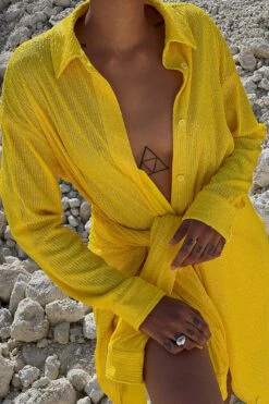 Robe Chemise Oversize à Sequins 28 Robe Chemise Oversize à Sequins -Lady Doux Soldes Magasin oversized sequin shirt dress 1017 001565 0024 03 1