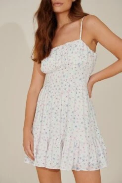 Mini Robe à Détails Volants -Lady Doux Soldes Magasin pamela recycled frill detail mini dress 1659 000067 9437 06g