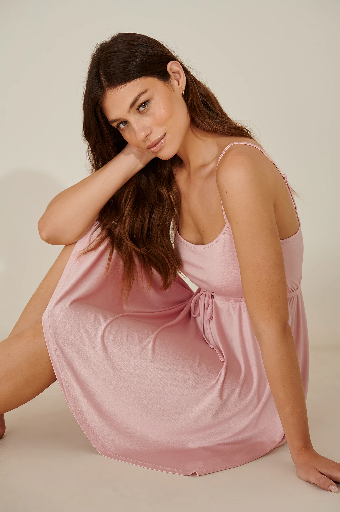 Robe Mini Nouée 4 Robe Mini Nouée – Image 4