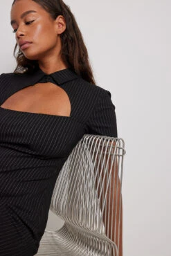 NA-KD Robe Courte à Découpes Et Fines Rayures -Lady Doux Soldes Magasin pinstriped cut out mini dress 1018 009894 00415267