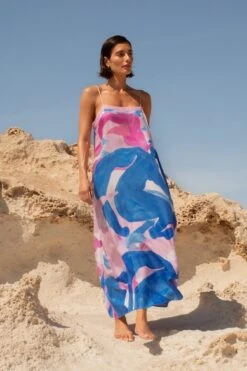 Robe Mi-longue Imprimée Ample -Lady Doux Soldes Magasin printed loose midi dress 1686 000165 0206 editorial3