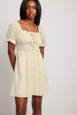 Robe Mini à Manches Bouffantes -Lady Doux Soldes Magasin puff tie sleeve mini dress 1014 001416 53712610