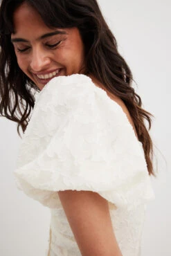 Robe Mi-longue Boutonnée à Manches Bouffantes -Lady Doux Soldes Magasin puffy sleeve button detail midi dress 1797 000045 00016484