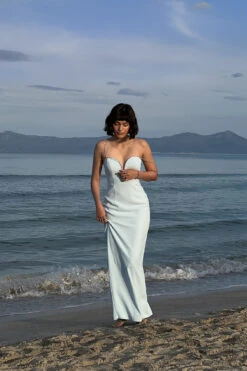 Maxi Robe à Détails 16 Maxi Robe à Détails -Lady Doux Soldes Magasin rhinestone detail fitted maxi dress 1018 009311 0003 02