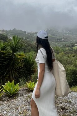 NA-KD Robe Mi-longue En Maille Côtelée -Lady Doux Soldes Magasin rib knitted collar midi dress 1100 006130 0001 05