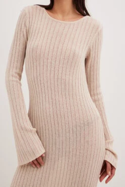 NA-KD Robe Longue En Maille Côtelée à Décolleté Profond Au Dos -Lady Doux Soldes Magasin rib knitted deep back maxi dress 1100 007118 0140 5538 1