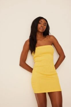NA-KD Robe Bustier Courte Côtelée -Lady Doux Soldes Magasin ribbed bandeau mini dress 1736 000338 0024 5760