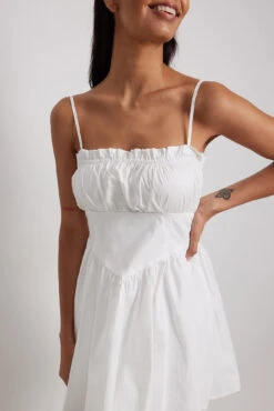 NA-KD Robe Mini à Détails à Smocks -Lady Doux Soldes Magasin ruched detail mini dress 1100 006112 00010668