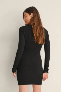 Robe Mini À Fronces 7 Robe Mini À Fronces -Lady Doux Soldes Magasin sanne de kramer gathered mini dress 1712 000026 0002 03k