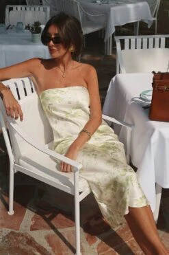 Robe Bandeau Mi-longue En Satin -Lady Doux Soldes Magasin satin bandeau midi dress 1795 000031 9333 2 editorial 1