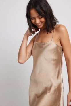 Robe Fourreau En Satin -Lady Doux Soldes Magasin satin slip dress 1017 001829 02411808