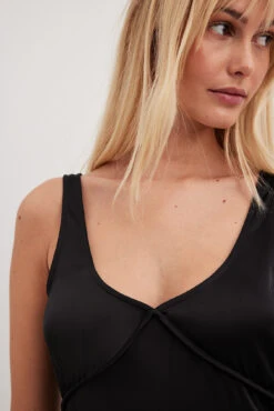 Robe Longue Fendue En Tissu Satiné -Lady Doux Soldes Magasin satin slit detail maxi dress 1791 000033 000233931