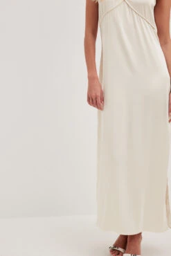 Robe Longue Fendue En Tissu Satiné -Lady Doux Soldes Magasin satin slit detail maxi dress 1791 000033 026034571