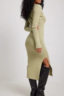 NA-KD Robe Mi-longue Fendue à Encolure Ronde 29 NA-KD Robe Mi-longue Fendue à Encolure Ronde -Lady Doux Soldes Magasin scoop neck midi slit dress 1100 005871 00521533 1