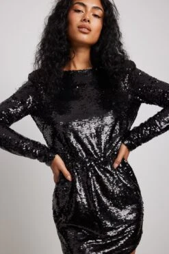 Robe Courte à Dos Profond Et Sequins -Lady Doux Soldes Magasin sequin deep back detail dress 1787 000006 00022264