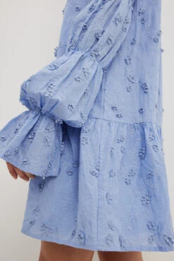 Robe à Détails Sur Les Manches -Lady Doux Soldes Magasin sleeve detail deep back dress 1100 003800 004724138