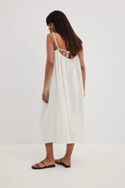Robe Mi-longue En Coton Doux Nouée Dans Le Dos -Lady Doux Soldes Magasin soft cotton tie back midi dress 1014 001530 02602611