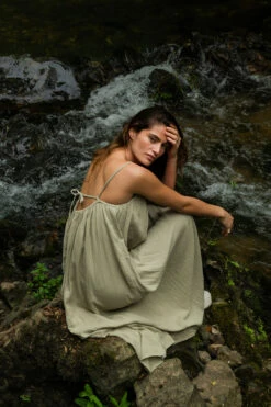 Robe Mi-longue En Coton Doux Nouée Dans Le Dos -Lady Doux Soldes Magasin soft cotton tie back midi dress 1014 001530 6006 editorial2