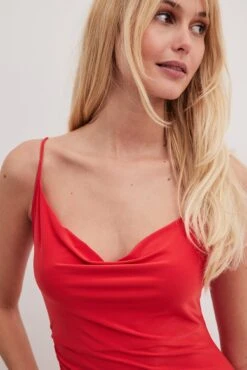 Robe Drapée à Fines Bretelles 39 Robe Drapée à Fines Bretelles -Lady Doux Soldes Magasin spaghetti strap draped dress 1018 010507 00042461