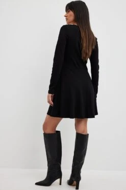 Robe à Col Carré 13 Robe à Col Carré -Lady Doux Soldes Magasin square neck dress 1659 000107 00028343