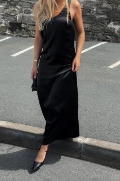 Maxi Robe Satin Droite