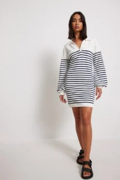 NA-KD Robe Mi-longue En Maille à Rayures Avec Col -Lady Doux Soldes Magasin striped collar knitted midi dress 1100 006400 00180062