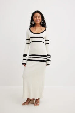 NA-KD Robe Mi-longue En Maille à Rayures 6 NA-KD Robe Mi-longue En Maille à Rayures -Lady Doux Soldes Magasin striped knitted midi dress 1100 007075 0464 01c