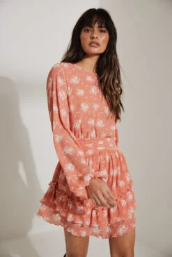 Robe Courte Structurée 19 Robe Courte Structurée -Lady Doux Soldes Magasin structure detail mini dress 1797 000012 0798 creative 1