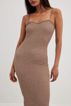 Robe Mi-longue Structurée à Bretelles -Lady Doux Soldes Magasin structure midi strap dress 1018 010395 00172528