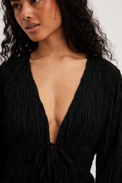 Robe Courte Structurée à Détail Noué -Lady Doux Soldes Magasin structure tie detail mini dress 1727 000125 0002 14990