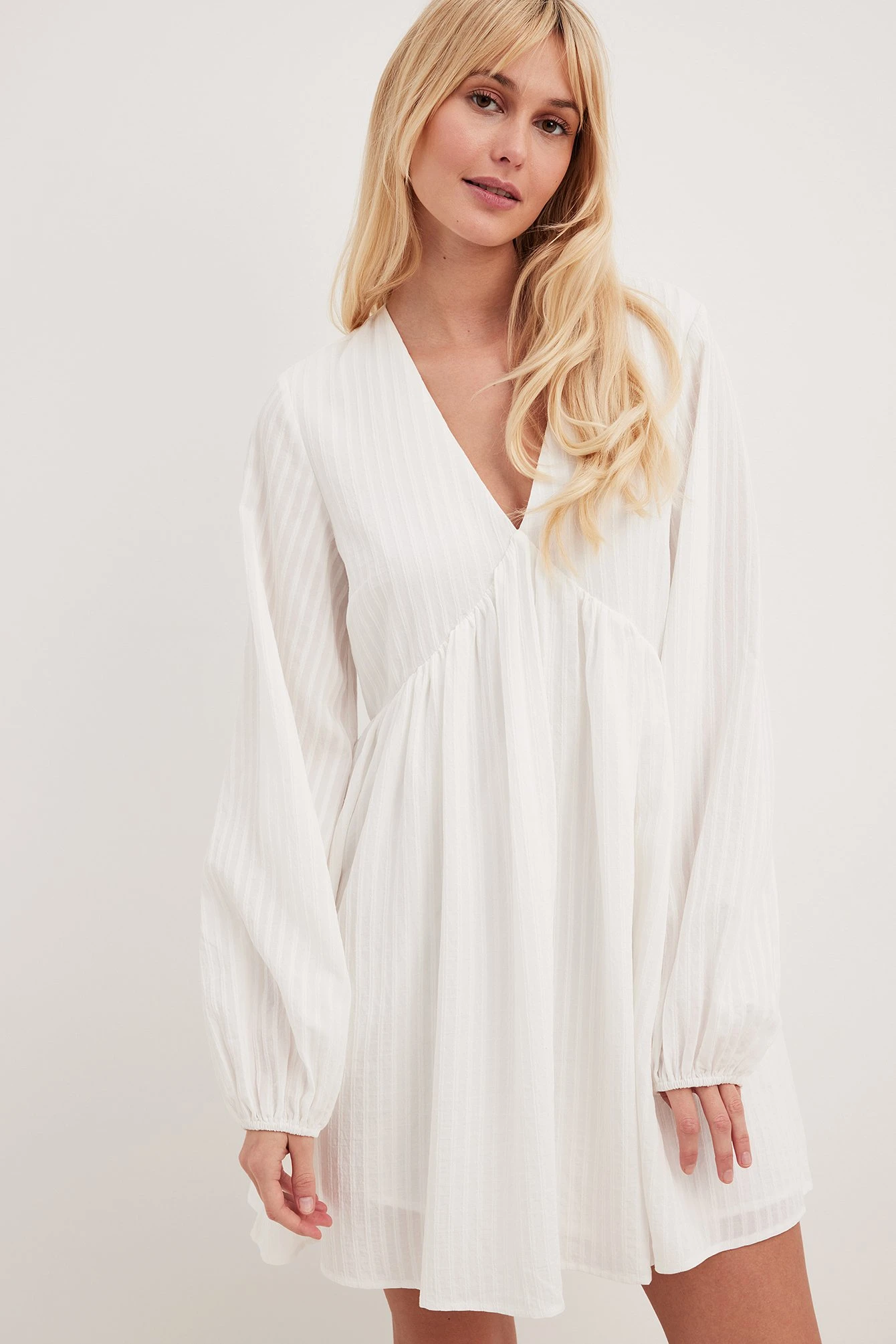 Robe Mini Fluide Structurée 1 Robe Mini Fluide Structurée