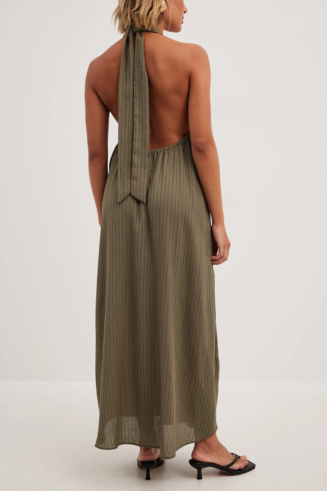 Robe Mi-longue Dos Nu Structurée 2 Robe Mi-longue Dos Nu Structurée – Image 2