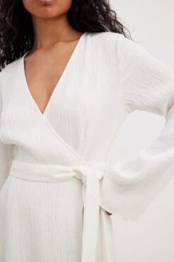 Robe Structurée à Dos Long Et Taille Nouée -Lady Doux Soldes Magasin structured longer back tie waist dress 1014 001576 000112308