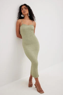Robe Mi-longue Structurée à Bretelles -Lady Doux Soldes Magasin structured midi strap dress 1018 010395 005212640 1