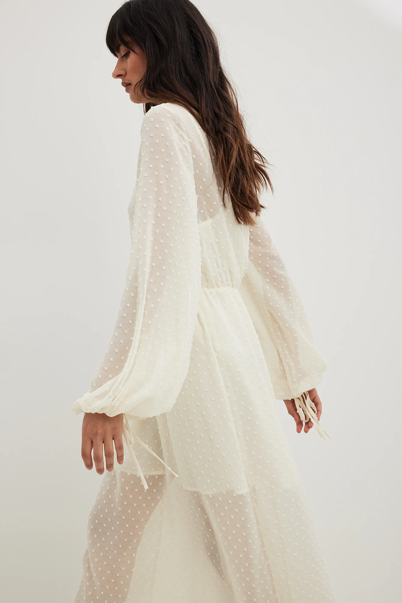 Robe Longue à Manches Volumineuses 10 Robe Longue à Manches Volumineuses – Image 10