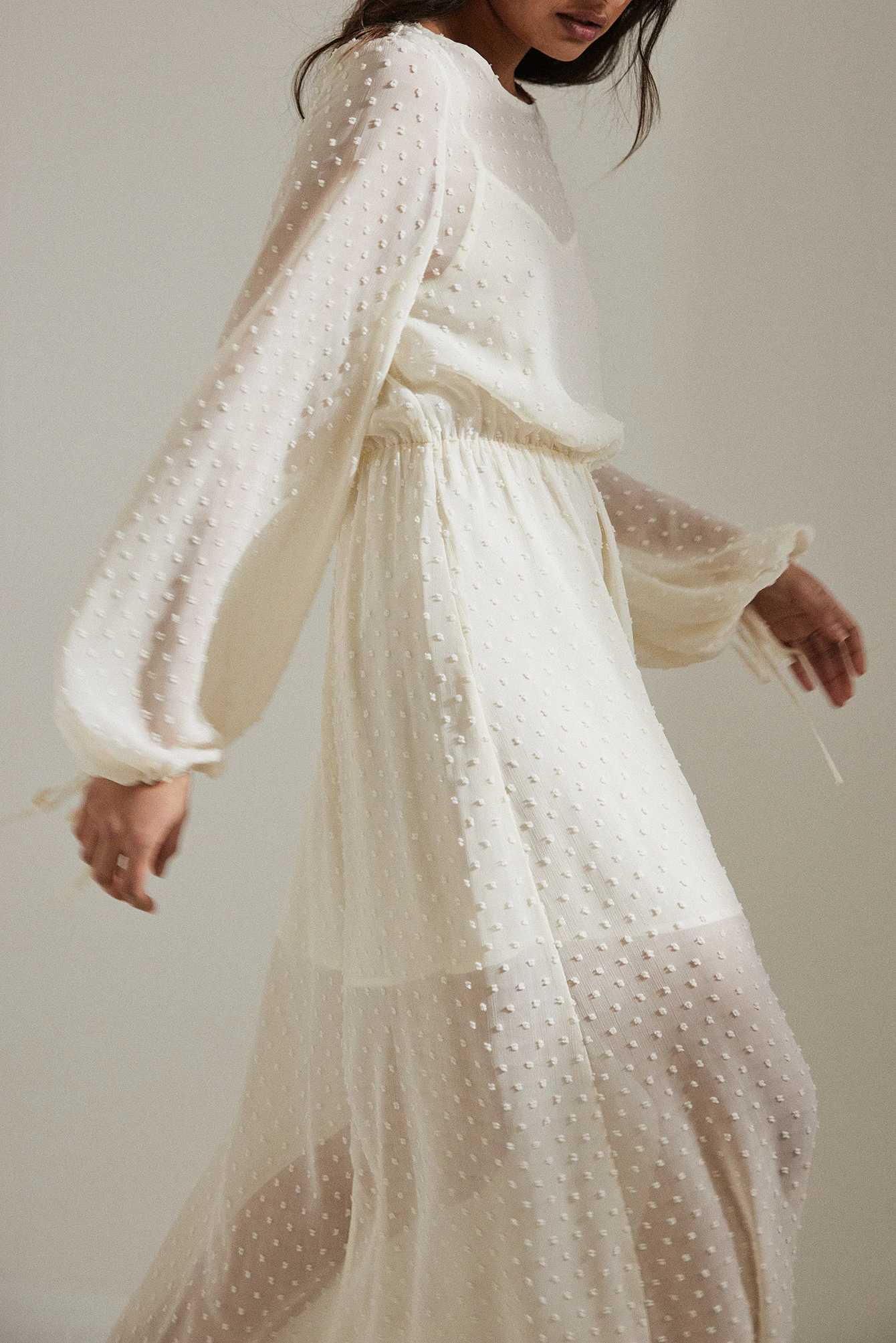 Robe Longue à Manches Volumineuses 12 Robe Longue à Manches Volumineuses – Image 12