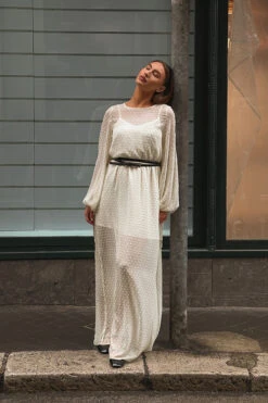 Robe Longue à Manches Volumineuses 17 Robe Longue à Manches Volumineuses -Lady Doux Soldes Magasin volume sleeve maxi dress 1797 000022 0021 editorial